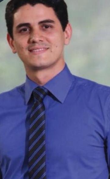 Dr. Thiago Santana